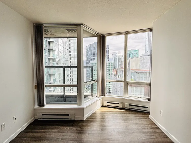 1166 Melville St #2102 — Photo 8