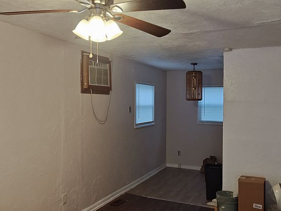 2nd image of 19223 Firwood Rd