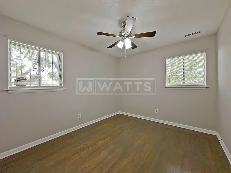 1400 Freda Dr — Photo 16