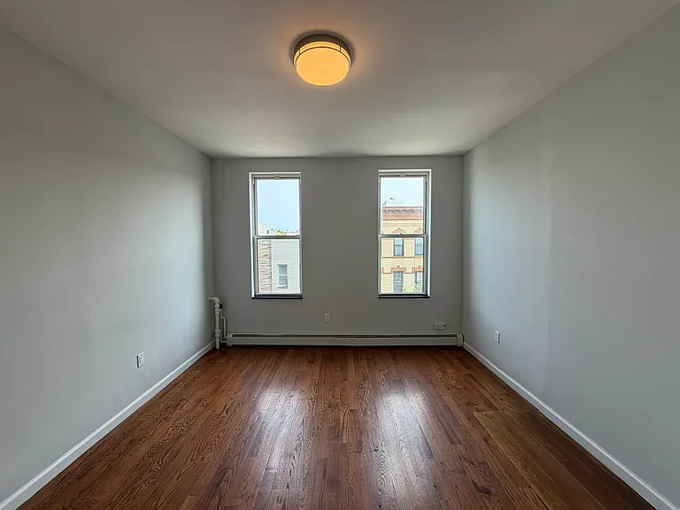504 Woodward Ave #3L — Photo 7