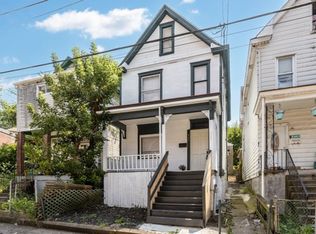 920 Cliff St, Braddock, PA 15104