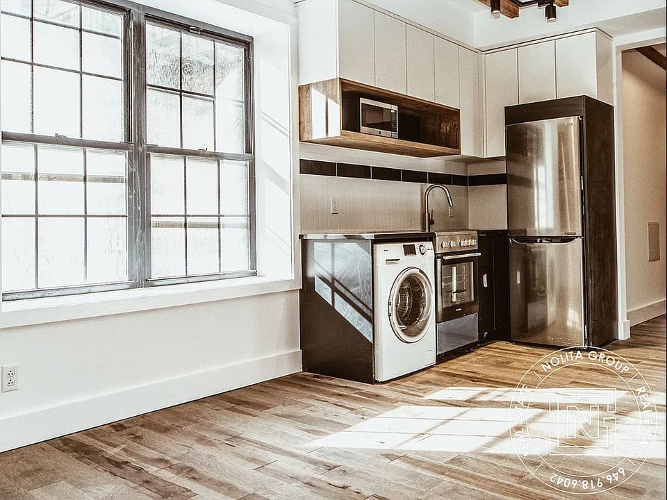 1st image of 152 W 49th St APT 2B