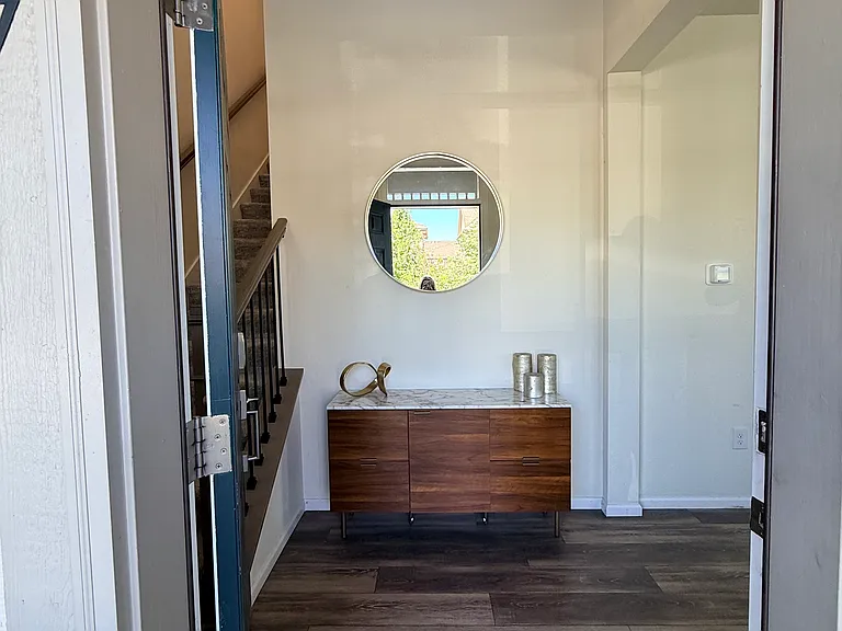 Entry way