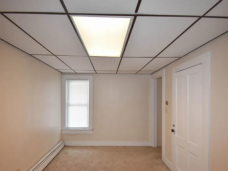 663 Bellefonte Ave — Photo 4