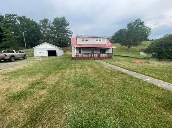 3583 Seneca Trl S, Ronceverte, WV 24970