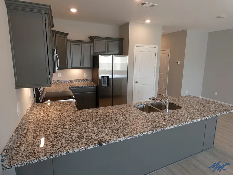 5707 Dockside Dr — Photo 9