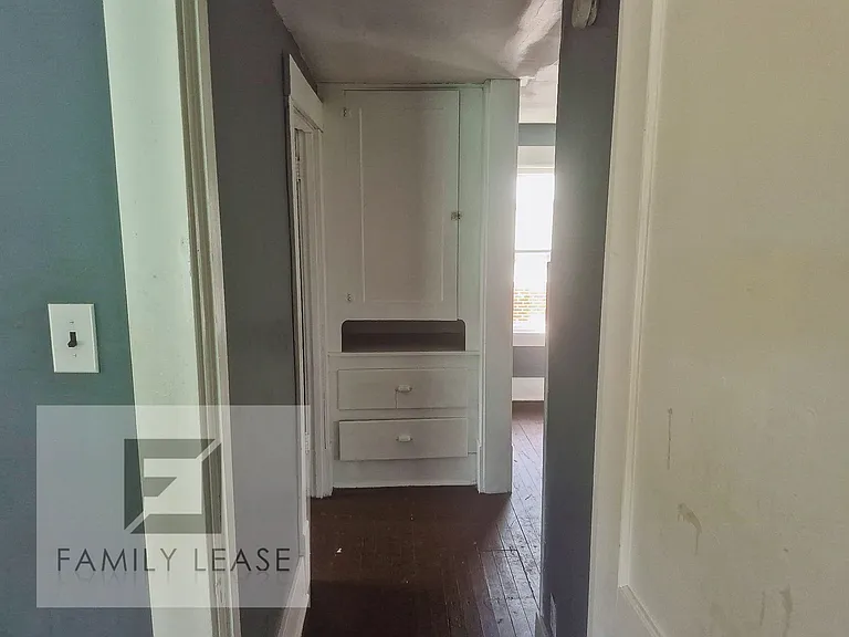 1100 Sherman Ave — Photo 21