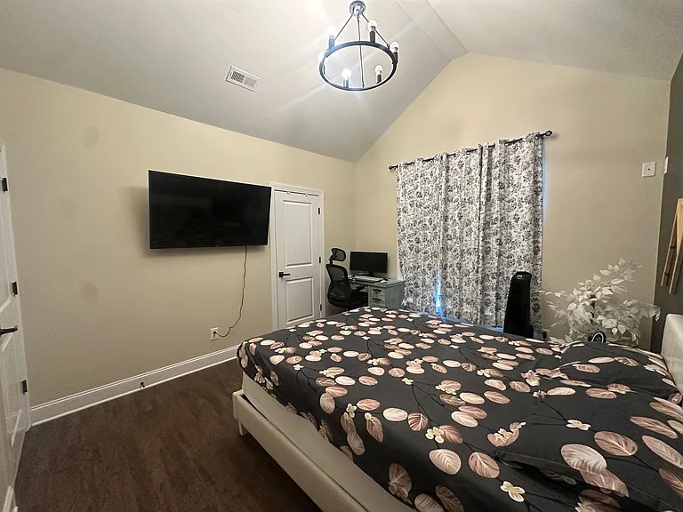 32 Sarjon Cir — Photo 20