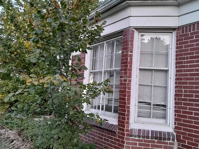Esper Blvd — Photo 1