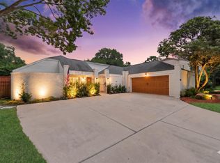 11906 Pebble Rock Dr, Houston, TX 77077