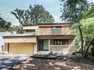 2310 Kieth Ct, Rolling Meadows, IL 60008