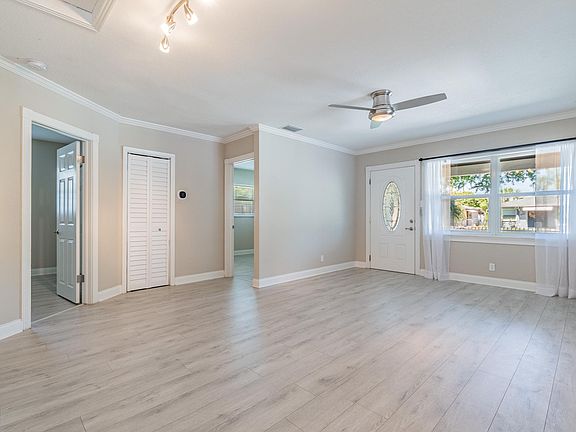 5th image of 4106 W Carmen St