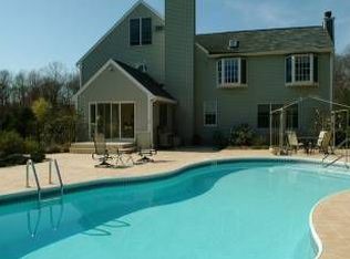 27 Stanton Ct, Madison, CT 06443