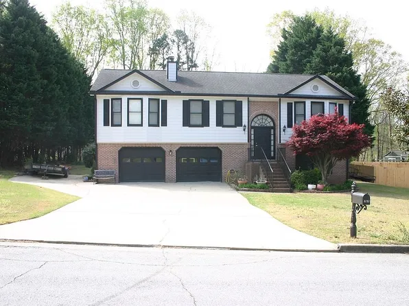 3737 Victoria Dr, Buford, GA 30519