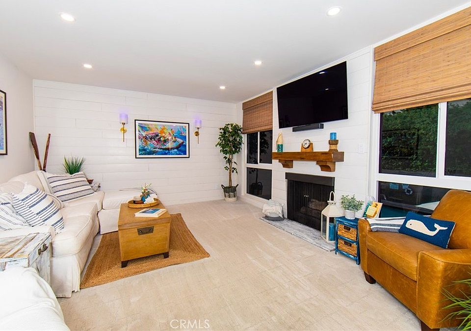 1st image of 28121 Highridge Rd APT 305
