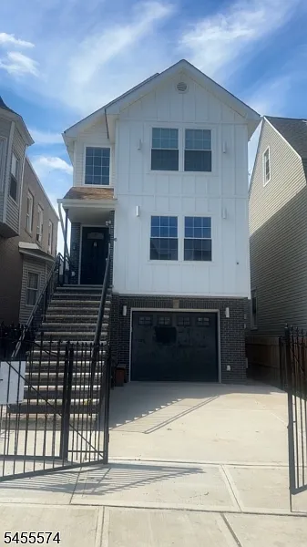 45 New St
