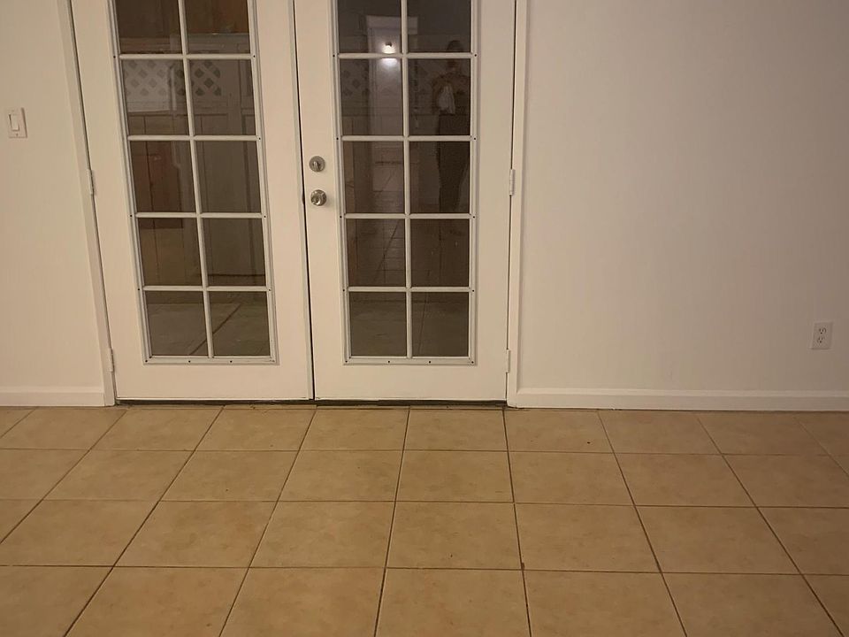 1st image of 2307 Grand Ave