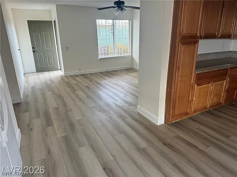 119 E Van Wagenen St — Photo 1