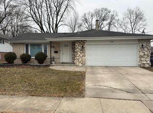 16932 Kimbark Ave, South Holland, IL