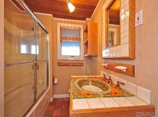22 Broadway ., Gilgo Beach, NY 11702
