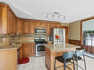 18 Hood St, Lynn, MA 01905