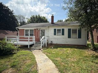 828 Circle Dr, High Point, NC 27262