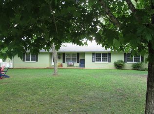 3662 Seven Springs Rd, Cookeville, TN 38506