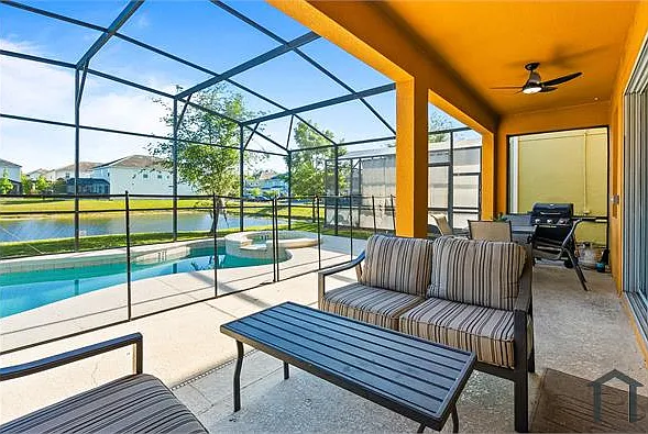 8 bed, 3565 sqft, $4,000 — Photo 4