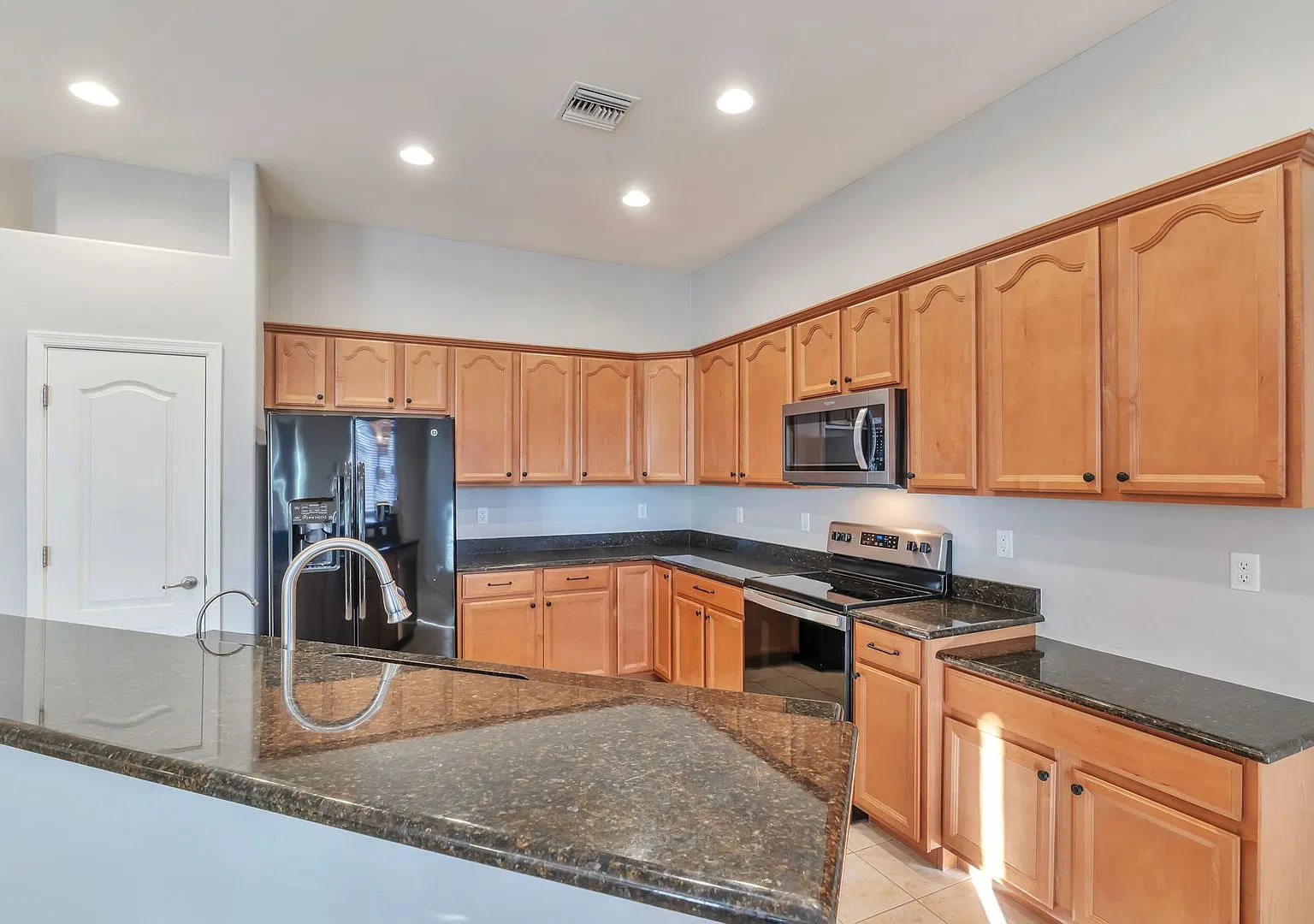 Arizona Homes Rentals and Sales — Photo 3