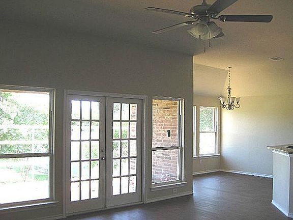 4th image of 2203 Turtle Cove Dr
