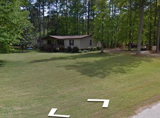 301 Oakwood Ct, Youngsville, NC 27596
