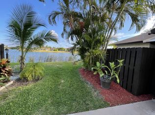 1604 Waterview Cir, Palm Springs, FL 33461