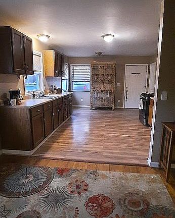 5th image of 11572 N Bingham Ave