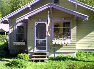 129 Old Cascade Hwy W, Skykomish, WA 98288