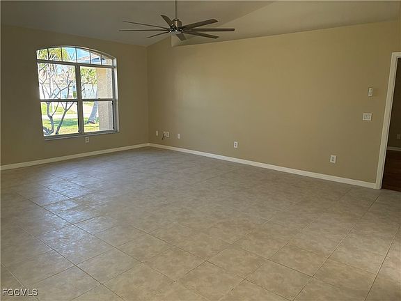 5th image of 2718 SW 35th Ln