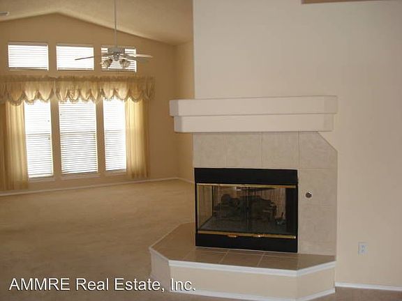 4th image of 9939 Bradford Pl NW