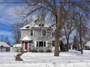 904 W New York Ave, Oshkosh, WI 54901