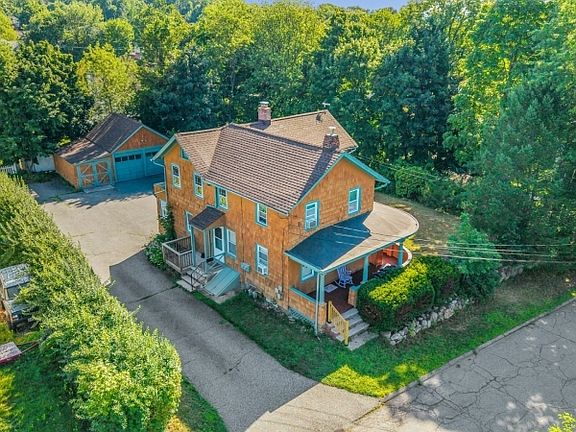 4th image of 713 Laurel St