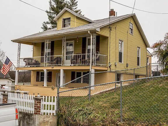 4th image of 1211 Morton Ave SE