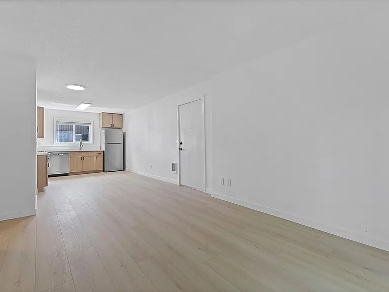 Newly Remodeled Kennedy Park Apartments! $$ ONE MONTH FREE — Photo 29