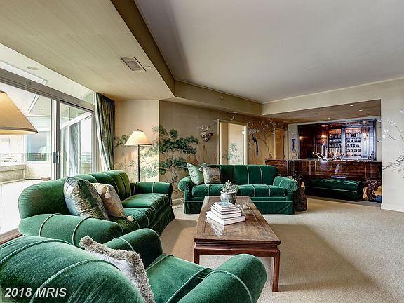 5th image of 5610 Wisconsin Ave #Penthouse 5c