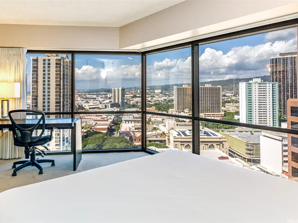 1088 Bishop St APT 2001, Honolulu, HI 96813