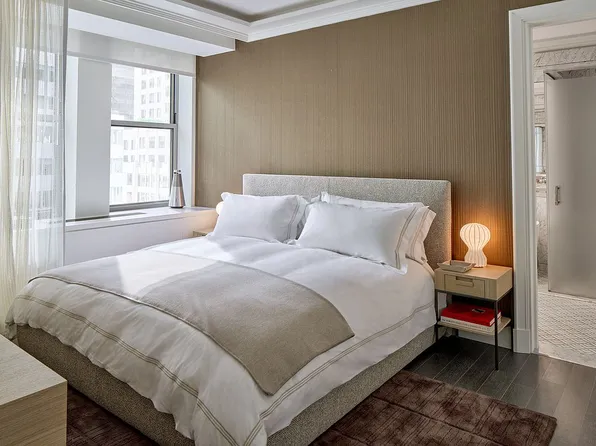 301 Park Ave #2019, New York, NY 10022