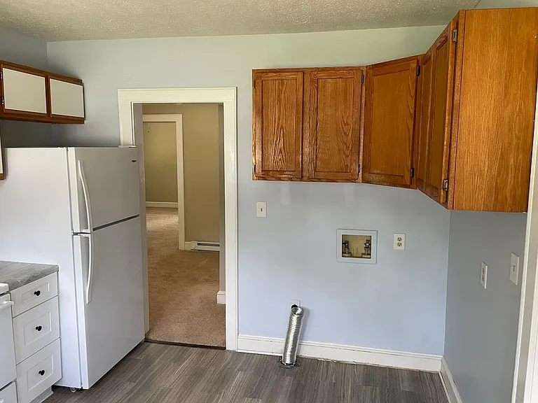 105 Holly Tree Cir — Photo 8