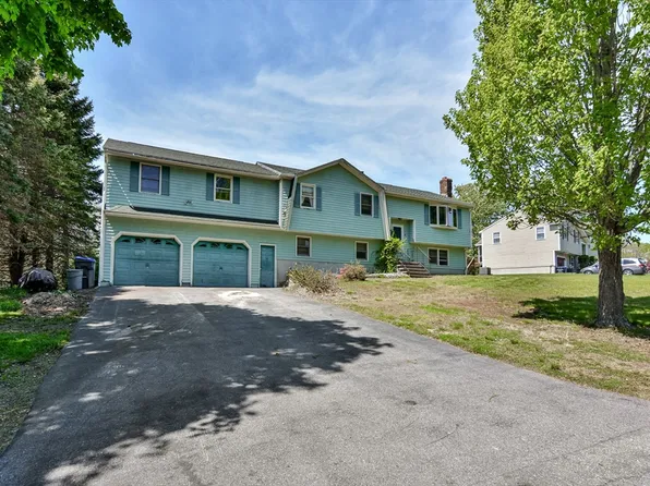 38 Olympic Village Dr, Methuen, MA 01844