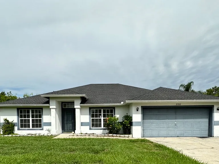 2932 Foraker Way — Photo 1