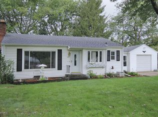 615 Ashley Dr, Kalamazoo, MI 49048