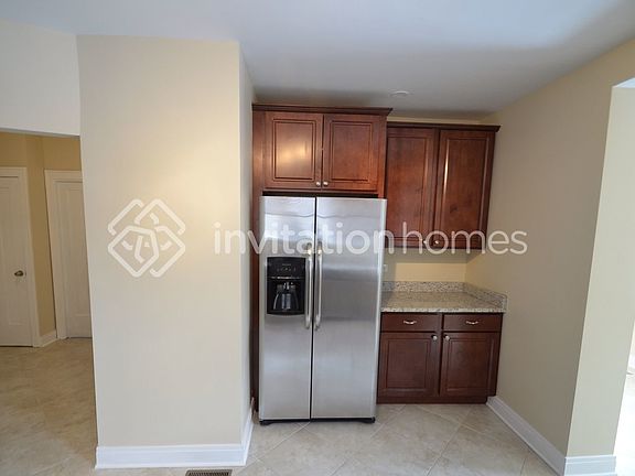 5th image of 3011 N Marmora Ave