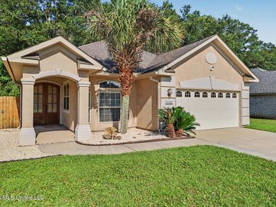 10482 Roundhill Dr, Gulfport, MS, 39503