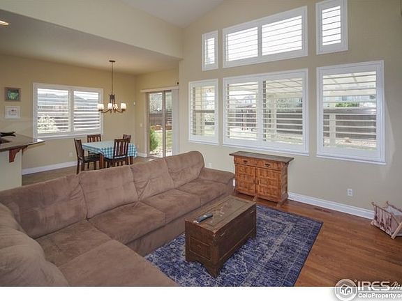 Open floor plan!